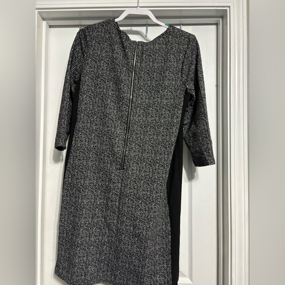 Women’s 3/4 length sleeve dress